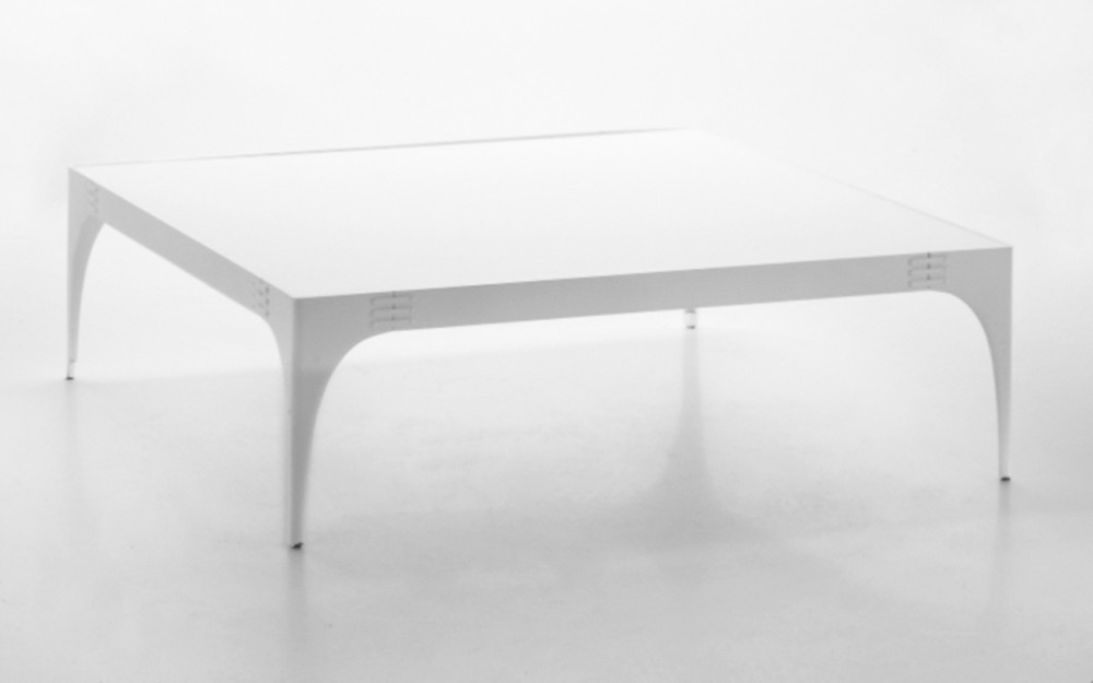Legami dining table