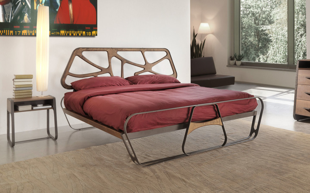 Runner bed